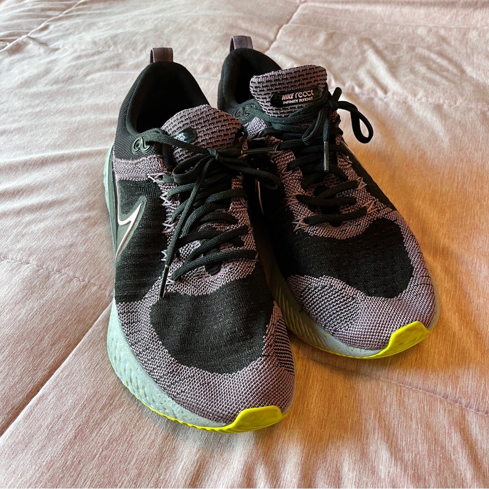 Nike Infinity React Womens running shoes